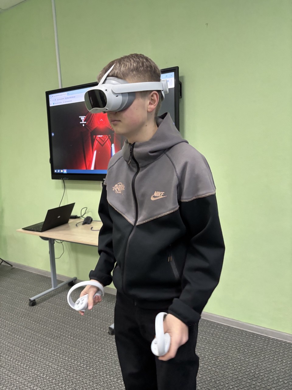 Виртуальная реальность открывает школьникам путь к искусственному интеллекту
